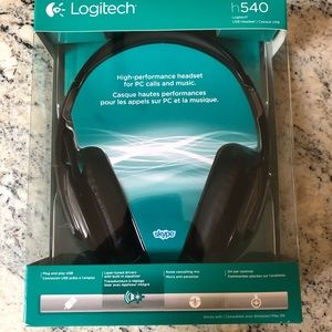 Logitech headphone with USB wire